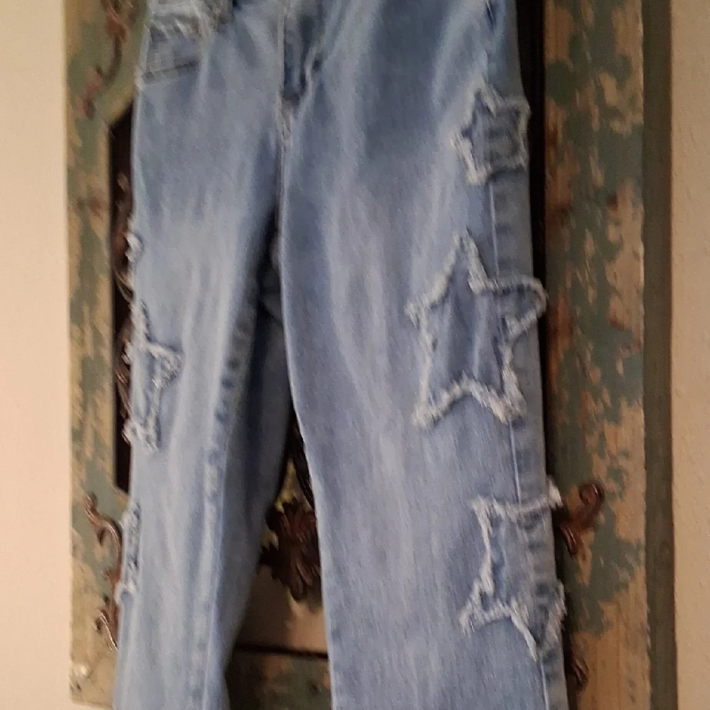 Ashley Mason Sky Blue Star Embellished Wide Leg Jeans. Great Condition Size 5 - Picture 6 of 13